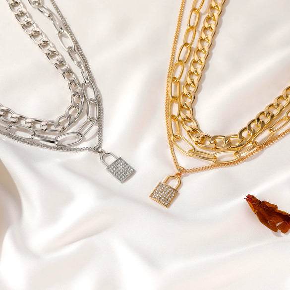 Women's Punk Style Thick Chain Lock Necklace With Microinlaid 3 Layer Lock Pendant Alloy Material Geometric Pattern Electroplating Treatment