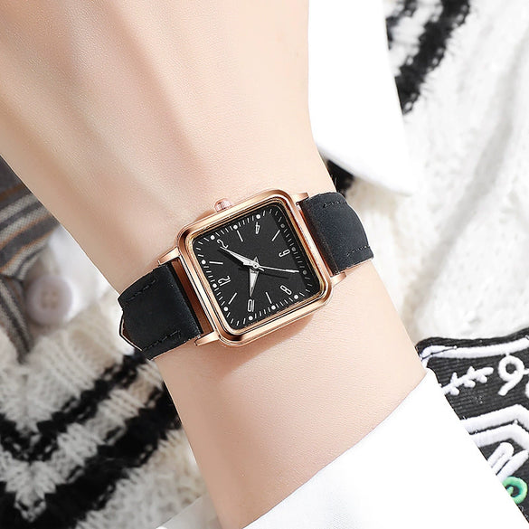 Women's Quartz Watch Alloy Imitation Leather Rectangle Leisure Style
