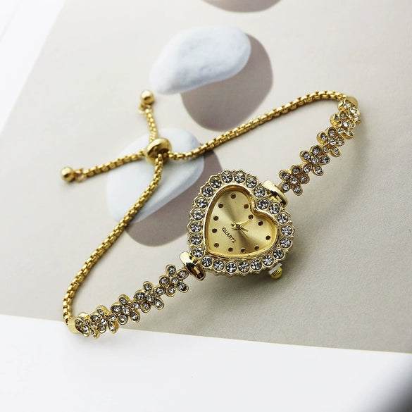 Women's Quartz Watch Alloy Stainless Steel Heart Shape Retro Leisure Style