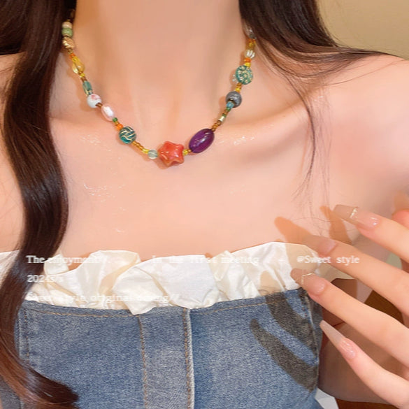 Women's Resin Beaded Necklace With Star Shape And Polishing Treatment