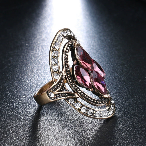 Women's Retro Alloy Ring With Artificial Gemstone Inlay Drop Shape Electroplated Fashion Jewelry