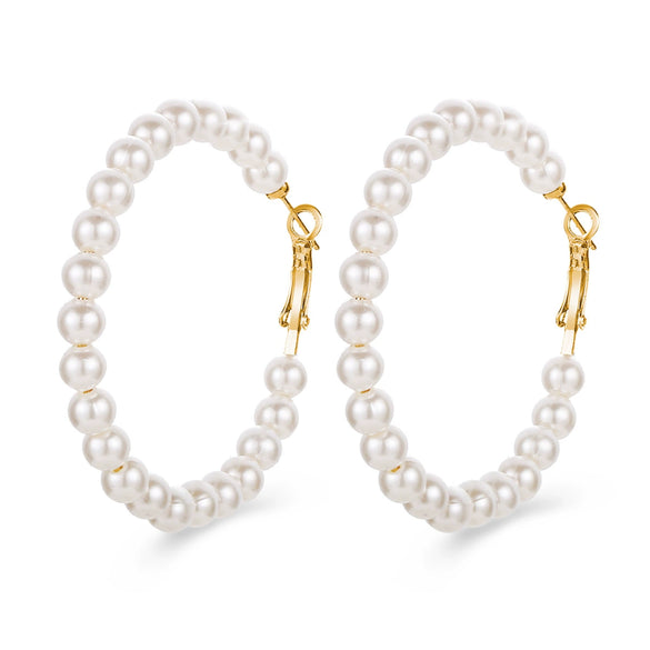 Women's Retro Artificial Pearl Earrings With Simple Letter Pattern And Creative Pendant Design