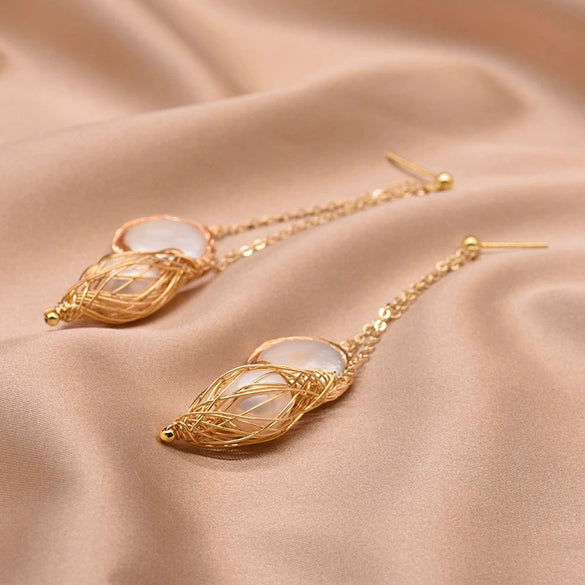 Women's Retro Baroque Freshwater Pearl Button Earrings With Woven Geometric Design And Electroplated Finish High Quality Jewelry