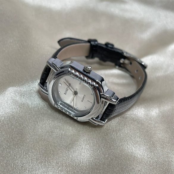 Women's Retro Barrelshaped Alloy And Stainless Steel Quartz Watch Niche Light Luxury Highend Fashion