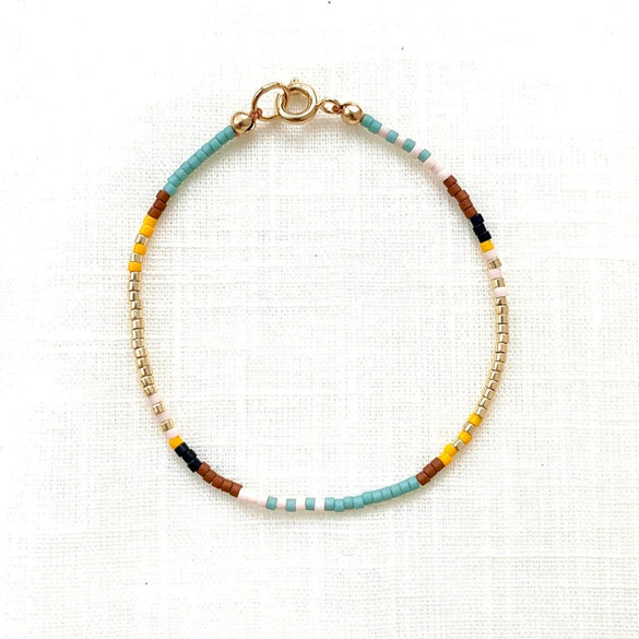 Women's Retro Bohemian Handwoven Glass Glaze Beaded Bracelet With Geometric Pattern