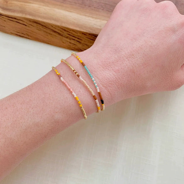 Women's Retro Bohemian Handwoven Glass Glaze Beaded Bracelet With Geometric Pattern
