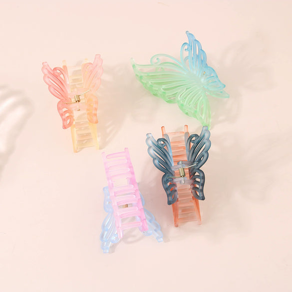 Women's Retro Butterfly Hair Shark Clip With Frosted Gradient Color And Baking Paint Design