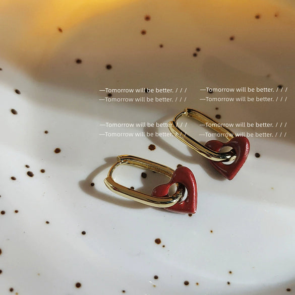 Women's Retro Copper Heart Earrings With White Lily And Red Love Motif Electroplated French Style Fashion Ear Buckle Jewelry