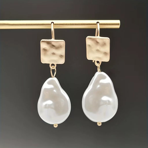 Women's Retro Drop Shape Natural Stone And Green Crystal Earrings Zinc Alloy Enamel Jewelry