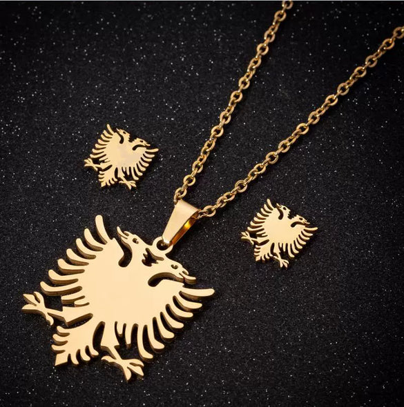 Women's Retro Eagle Pendant Stainless Steel Necklace And Earrings Set With Electroplated Finish And O Chain