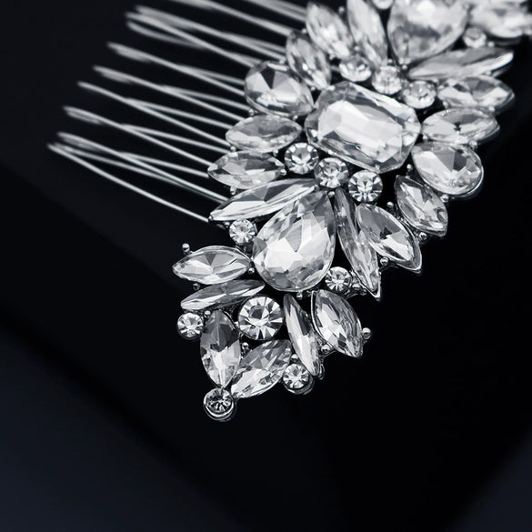 Women's Retro Exotic Bridal Hair Comb Alloy Geometric Weaving Rhinestone Hair Accessory For Wedding And Banquet