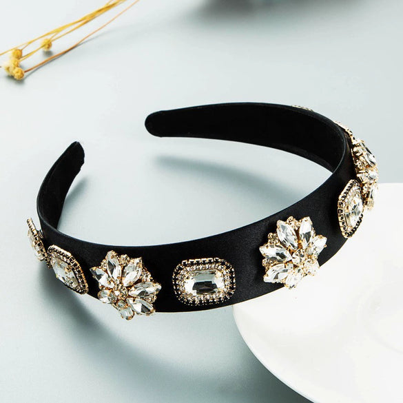 Women’s Retro Floral Rhinestone Glass Crystal Headband With Wide Design And Sparkling Diamond Embellishment