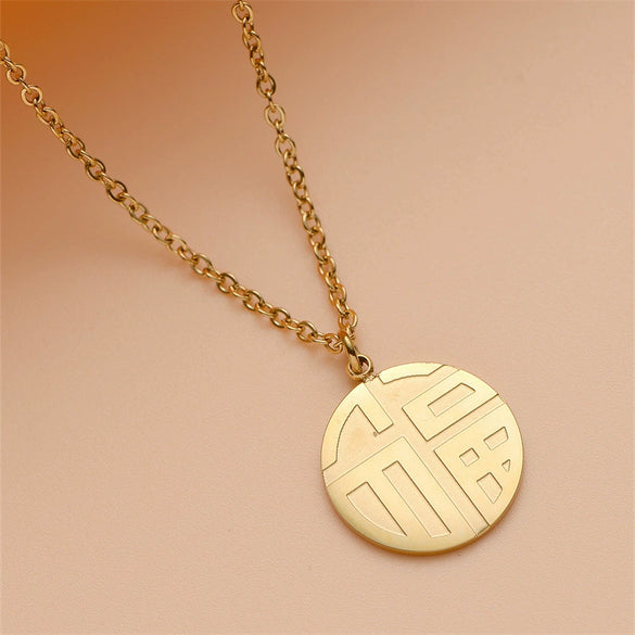 Women's Retro Fortune Character Stainless Steel Necklace With Round Geometric Pendant Electroplated O Chain Short Neck Chain