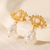 Women's Retro French Style Geometric Pearl Stainless Steel Electroplated Earrings