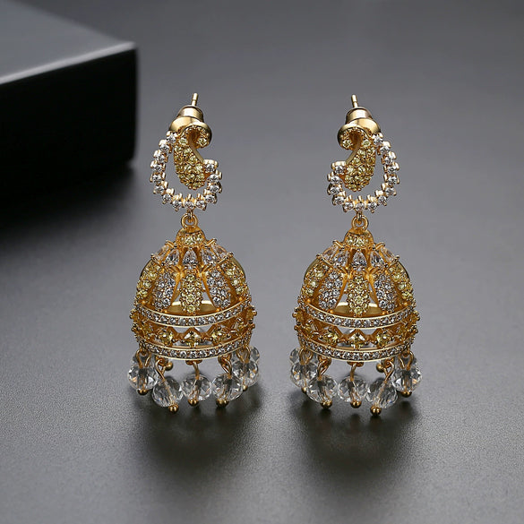 Women's Retro Geometric Bell Pearl Earrings With Zircon Inlay Hollow Copper Electroplated Fashion Jewelry