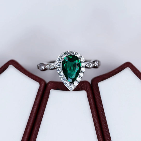 Women's Retro Geometric Cultured Ruby And Emerald Ring S925 Silver Inlaid Set With Diamonds