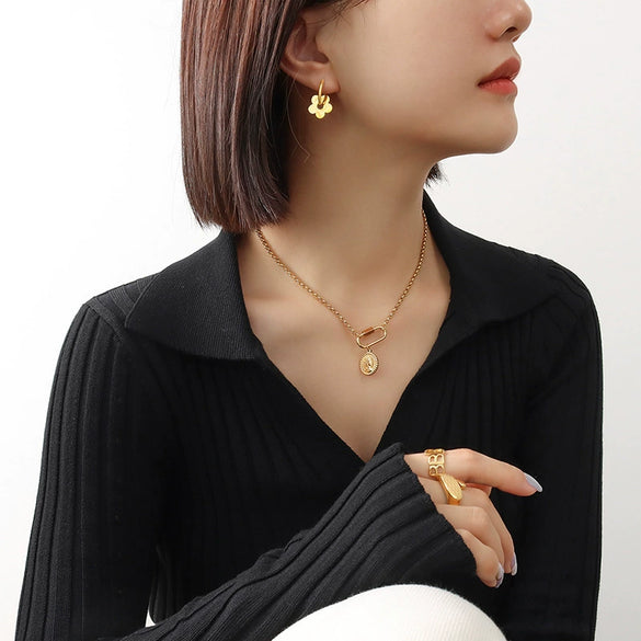 Women's Retro Geometric Flower Earrings In Gold Plated Titanium Steel With Electroplated Finish Fashion Ear Jewelry