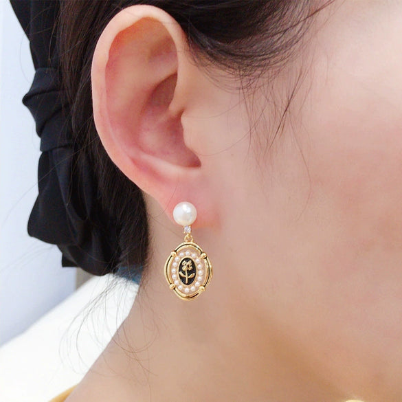 Women's Retro Geometric Natural Freshwater Pearl S925 Sterling Silver Earrings