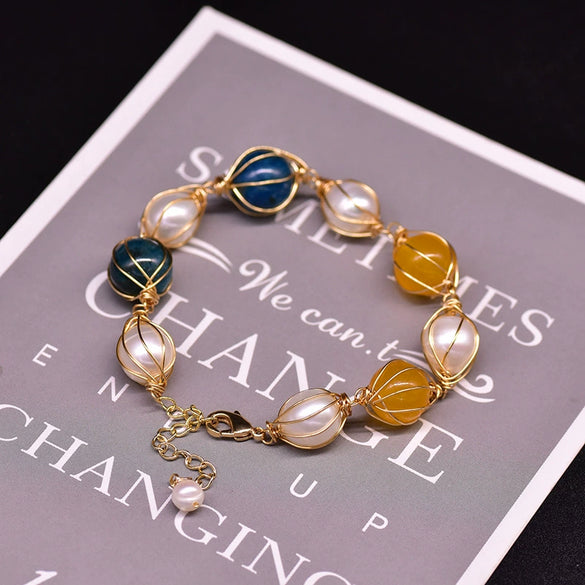 Women's Retro Geometric Pearl And Blue Crystal Beaded Bracelet With Electroplated Citrine Style Details