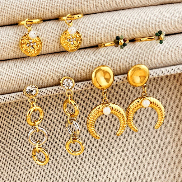 Women's Retro Geometric Pearl Earrings In Stainless Steel With 18K Gold Electroplated Finish Minimalist Fashion Jewelry
