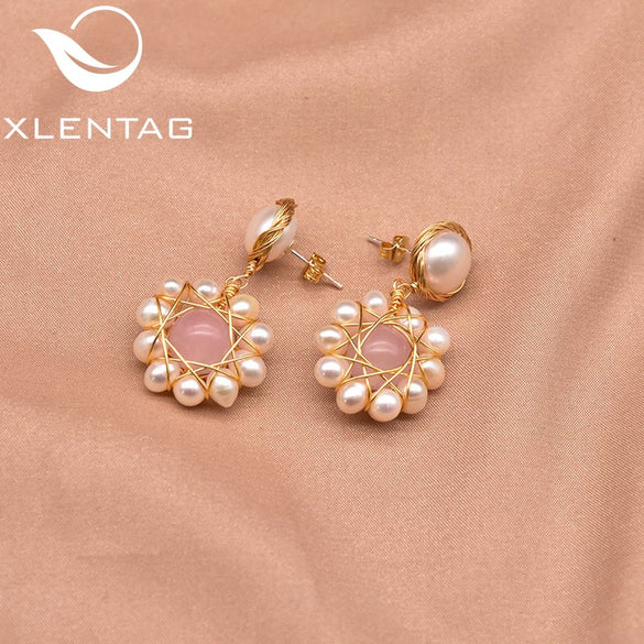 Women's Retro Geometric Pearl Earrings With Crystal Inlay And Freshwater Round Pearl Electroplated Statement Jewelry