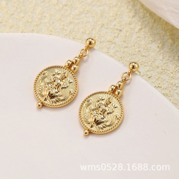 Women's Retro Geometric Relief Goldplated Copper Earrings With Electroplated Finish