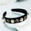 Women’s Retro Geometric Rhinestone And Pearl Alloy Headband With Wide Edge Hair Accessory Design