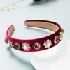 Women’s Retro Geometric Rhinestone And Pearl Alloy Headband With Wide Edge Hair Accessory Design