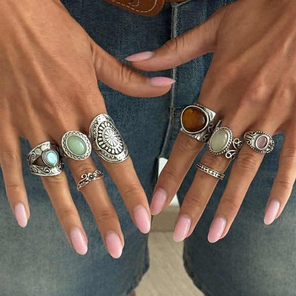 Women's Retro Geometric Wide Open Ring In Silvertone Alloy With Engraved Detail And Resin Cat's Eye Gemstone For Stacking