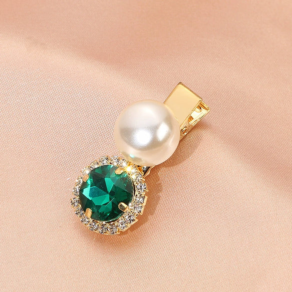 Women's Retro Green Rhinestone Hair Side Clip With Pearl Accent Sweet Cool Animal Inspired Hair Accessory