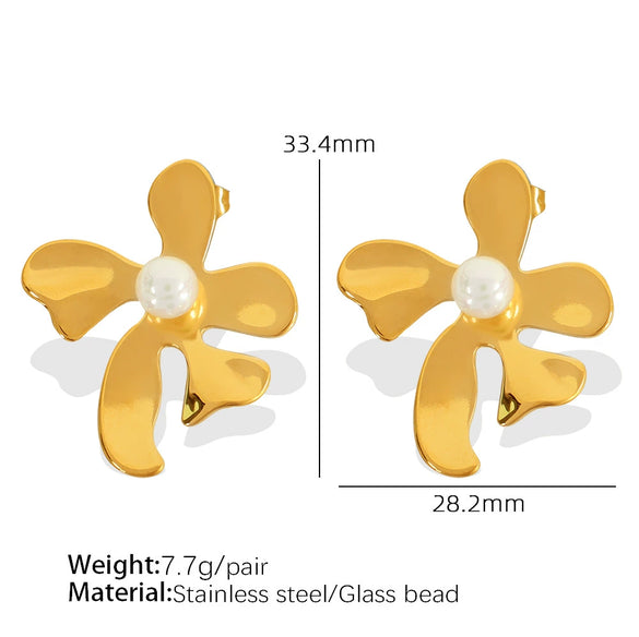 Women's Retro Imitation Pearl 316L Stainless Steel Electroplated Leaves And Flower Earrings