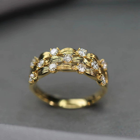 Women's Retro Metal Copper Ring With Gypsophila Leaf Pattern And Inlaid Zircon