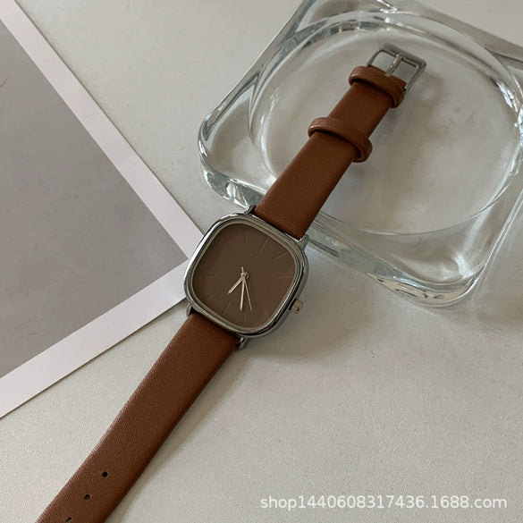 Women's Retro Minimalist Square Dial Alloy Case Leisure Style Watch