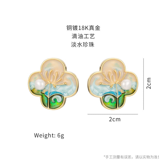 Women's Retro Niche Design Freshwater Pearl Copper Earrings With Heart Shape Flower Leaf Geometric Patterns Electroplated