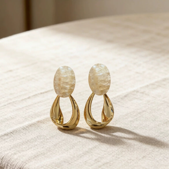 Women's Retro Oval Geometric Copper Earrings With Real Gold Plating Elegant Minimalist Statement Jewelry