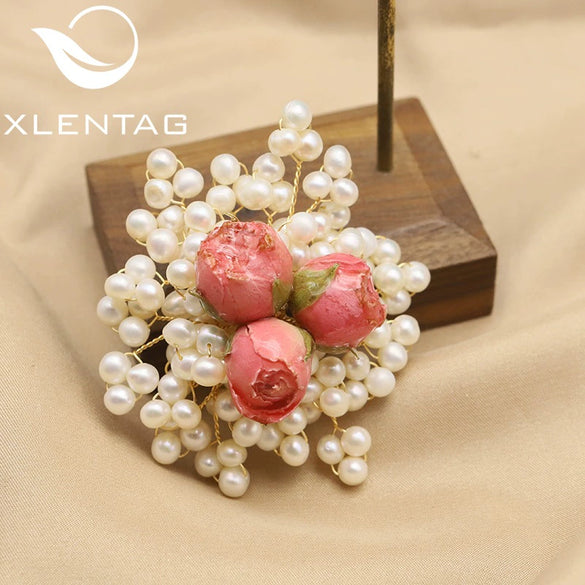 Women's Retro Pearl Brooch With Geometric Rose And Snowflake Design Electroplated Fashion Pin