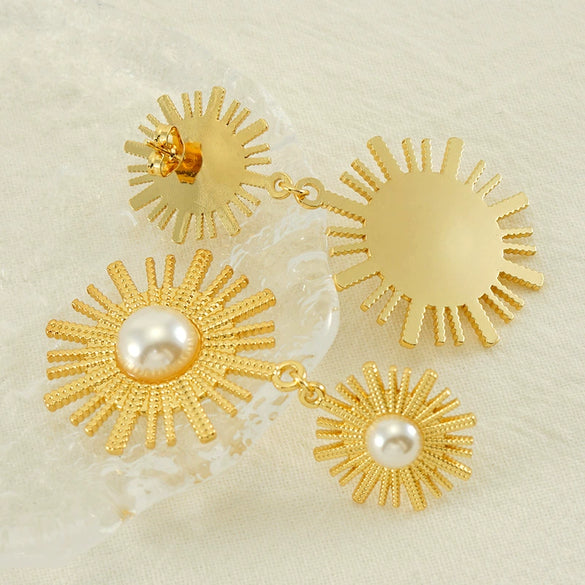 Women's Retro Round Sunflower Pearl 316L Stainless Steel 18K Goldplated Electroplated Earrings With Geometric And Floral Patterns