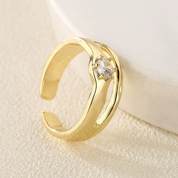 Women's Retro Snake Shaped Adjustable Open Ring With Crystal Inlay In Electroplated Brass With 18K Gold Finish Animal Pattern Simple Style
