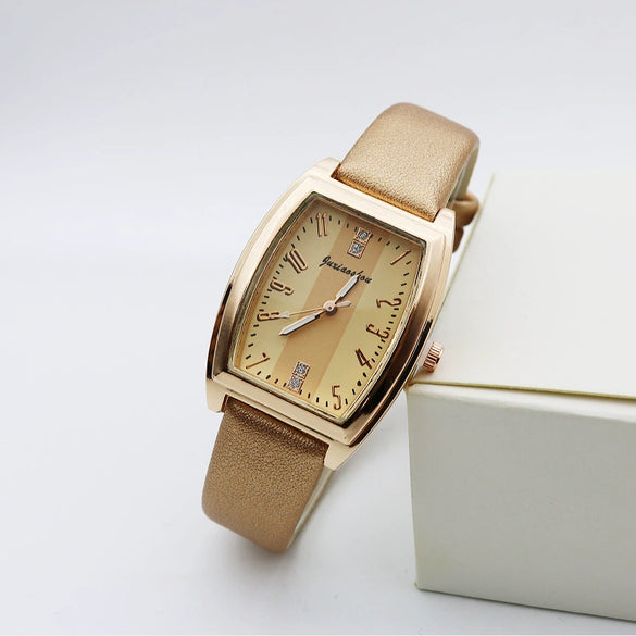 Women's Retro Square Casual Quartz Watch With Alloy Case Pu Strap And Mineral Strengthened Glass Mirror