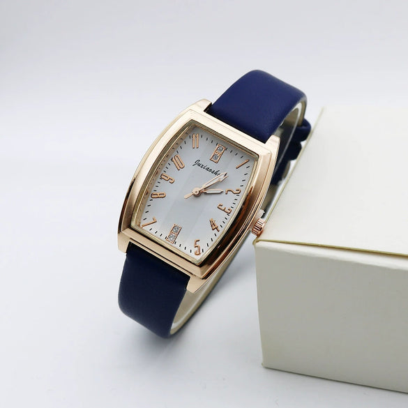 Women's Retro Square Casual Quartz Watch With Alloy Case Pu Strap And Mineral Strengthened Glass Mirror