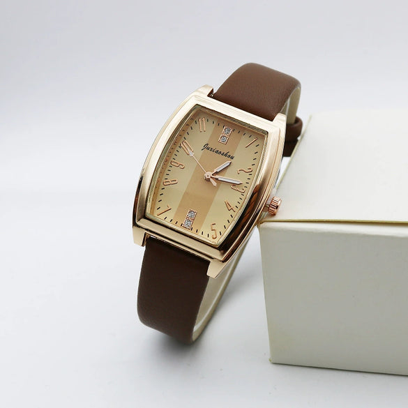 Women's Retro Square Casual Quartz Watch With Alloy Case Pu Strap And Mineral Strengthened Glass Mirror
