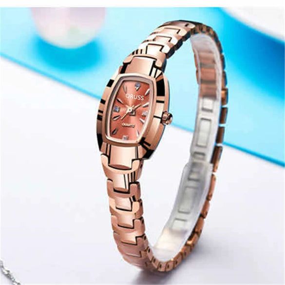 Women's Retro Square Dial Alloy Watch With Stainless Steel Clasp And Mineral Strengthened Glass Mirror