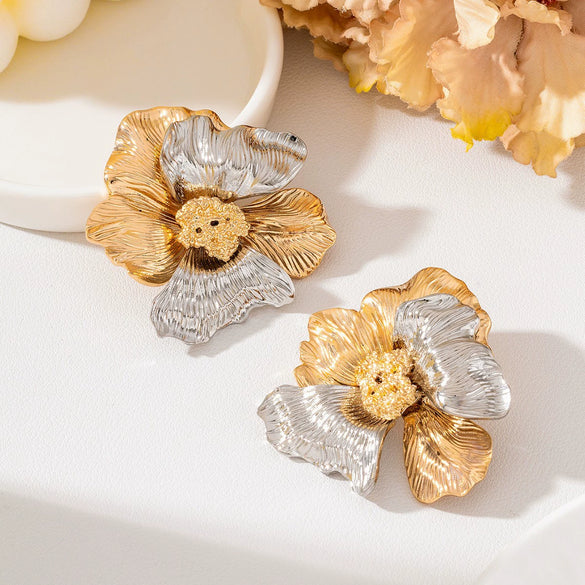 Women's Retro Statement Flower Earrings Gold And Silver Color Blocked Zinc Alloy With Threedimensional Relief Petals And Electroplated Finish