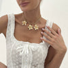 Women's Retro Stereo Flower Geometric Alloy Iron Chain Clavicle Necklace With Electroplating