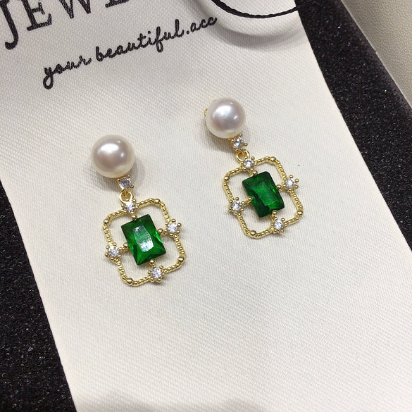 Women's Retro Style Natural Freshwater Pearl Earrings With Square Zircon And Alloy Inlaid Artificial Gemstones
