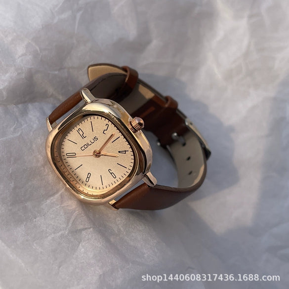 Women's Retro Style Watch Alloy Material