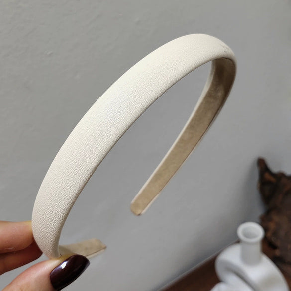 Women's Retro Textured Leather Headband Fashionable French Style Soft Wide Hair Band For Girly Looks