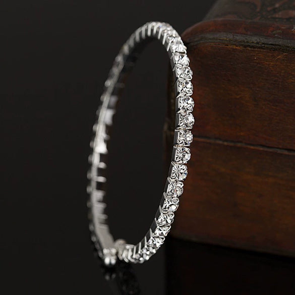 Women's Rhinestone Diamond Pattern Elastic Bracelet With Alloy Inlaid Artificial Gemstones Fashion Bridal Bangle