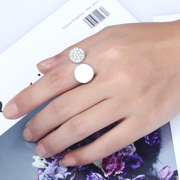 Women's Rhinestone Open Adjustable Flat Finger Ring With Creative Full Diamond Design