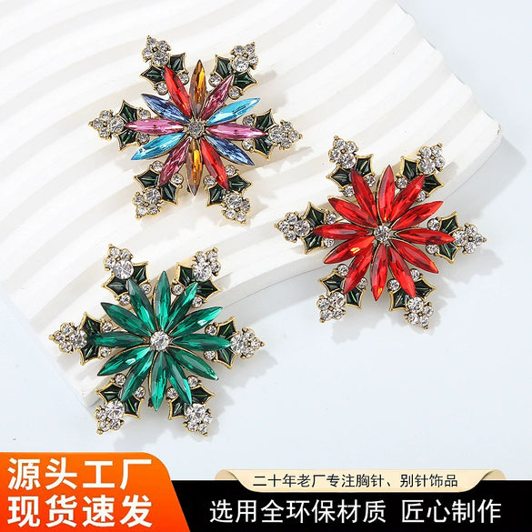 Women's Rhinestone Snowflake Brooch In Zinc Alloy Festive Decorative Corsage For Sweaters And Dresses
